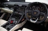 USED 2022 22 LAMBORGHINI URUS 4.0 V8 5d AUTO 641 BHP ESTATE