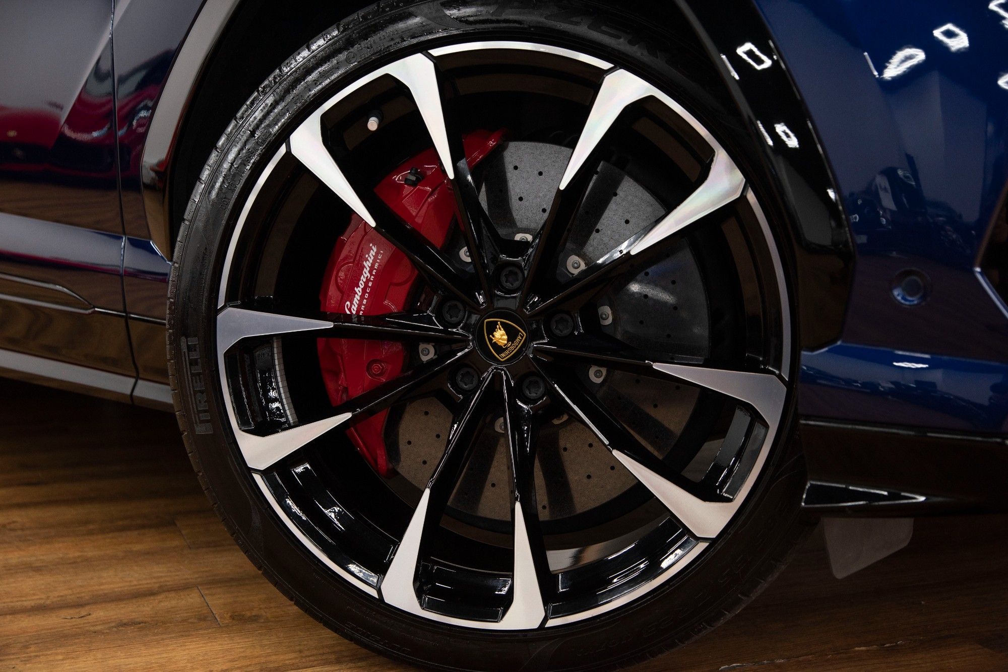 USED 2022 22 LAMBORGHINI URUS 4.0 V8 5d AUTO 641 BHP ESTATE