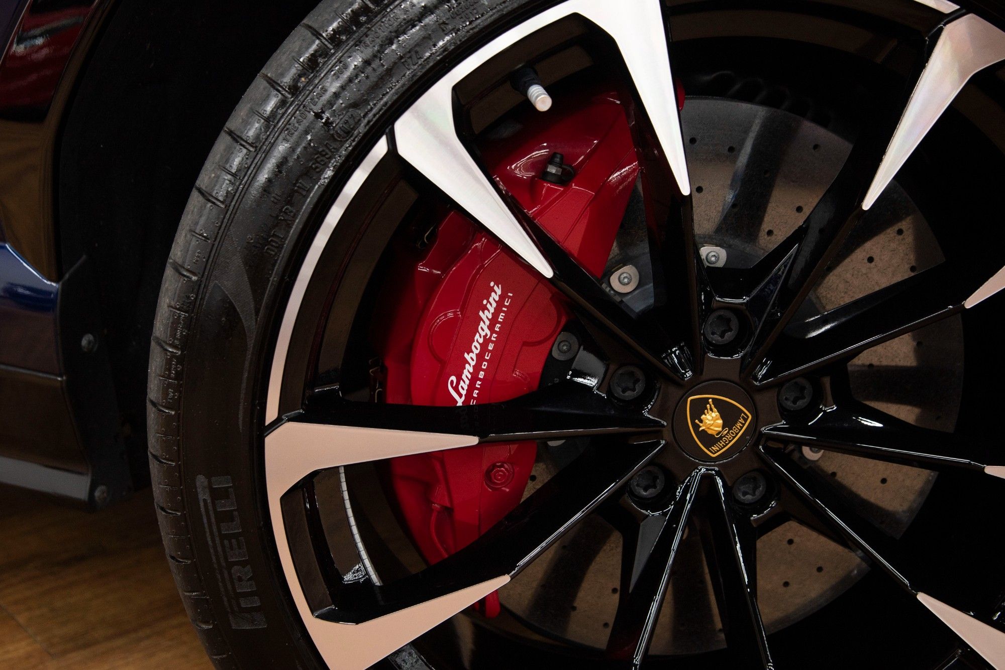 USED 2022 22 LAMBORGHINI URUS 4.0 V8 5d AUTO 641 BHP ESTATE