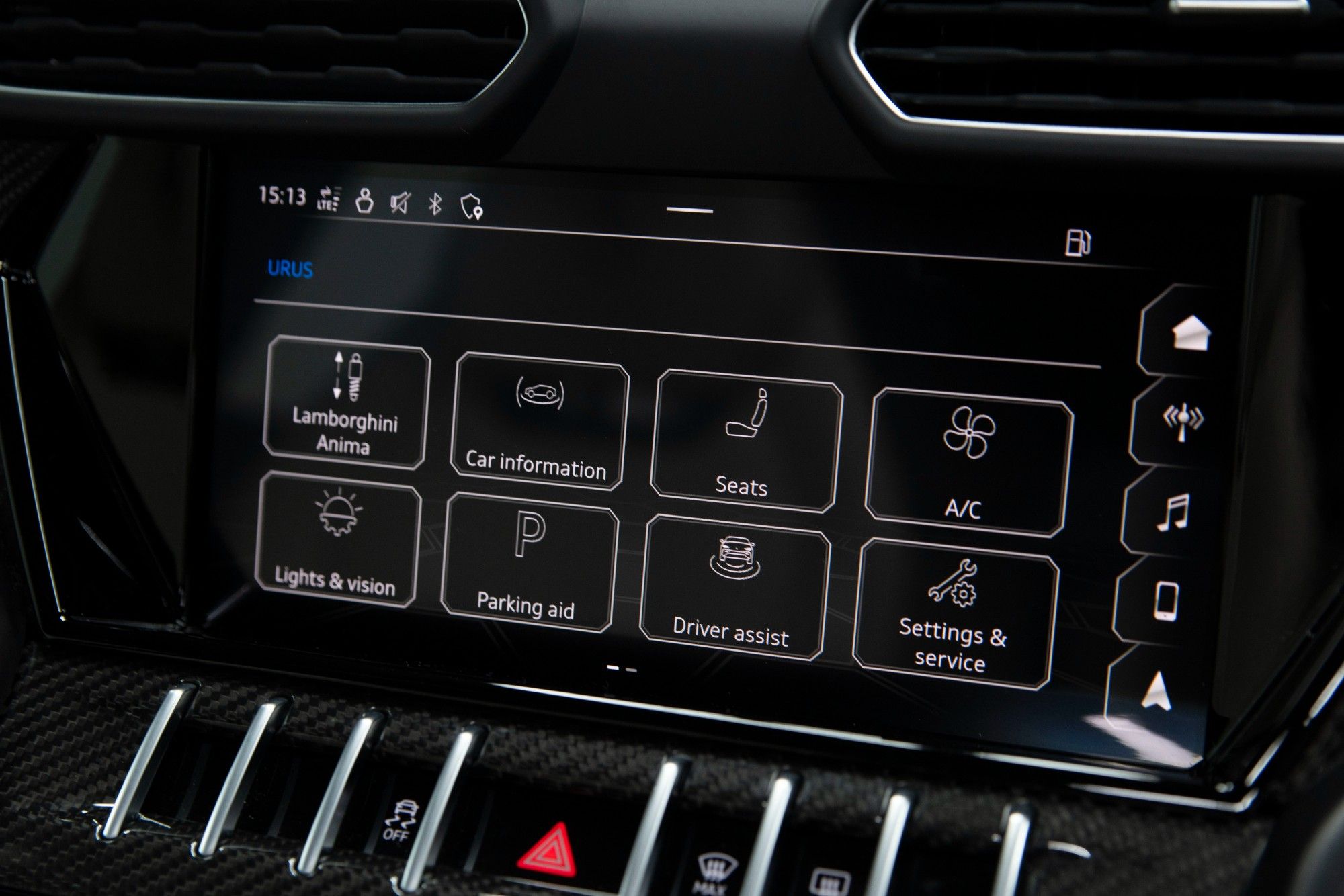 USED 2022 22 LAMBORGHINI URUS 4.0 V8 5d AUTO 641 BHP ESTATE