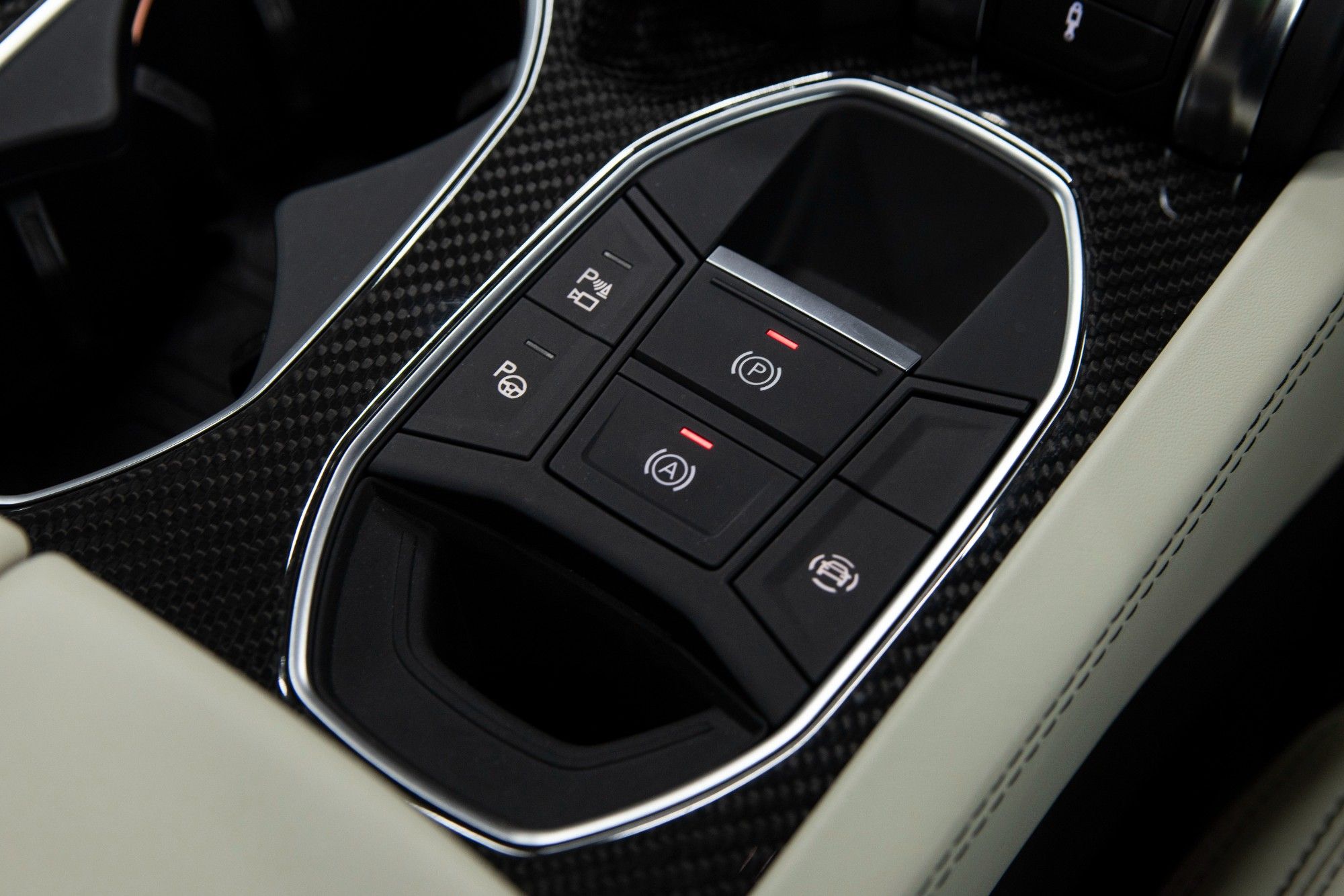 USED 2022 22 LAMBORGHINI URUS 4.0 V8 5d AUTO 641 BHP ESTATE