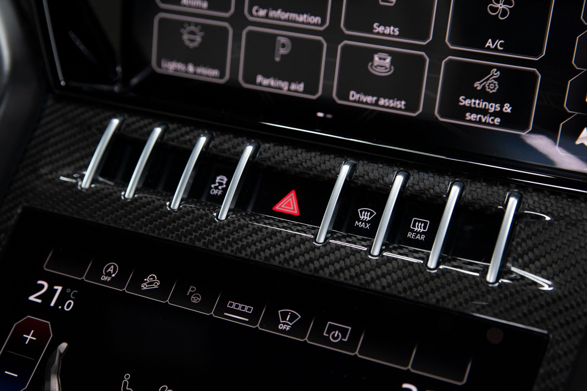 USED 2022 22 LAMBORGHINI URUS 4.0 V8 5d AUTO 641 BHP ESTATE