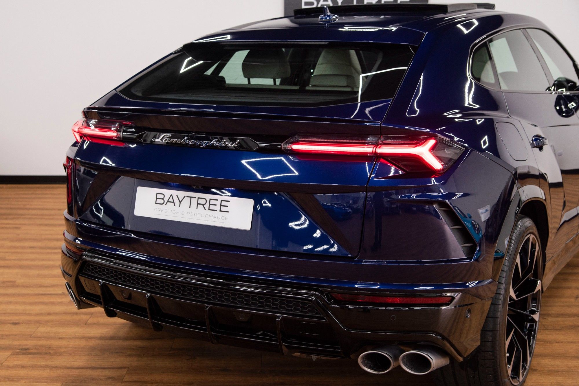 USED 2022 22 LAMBORGHINI URUS 4.0 V8 5d AUTO 641 BHP ESTATE