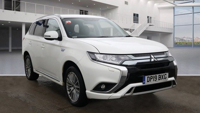 2019 19 Mitsubishi Outlander 2.4 PHEV JURO 5d 207 BHP