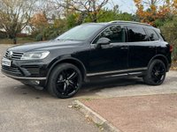 USED 2016 16 VOLKSWAGEN TOUAREG 3.0 V6 R-LINE TDI BLUEMOTION TECHNOLOGY 5d 259 BHP SATNAV-ELEC MEMORY SEATS-PDC