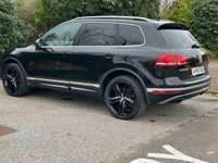 USED 2016 16 VOLKSWAGEN TOUAREG 3.0 V6 R-LINE TDI BLUEMOTION TECHNOLOGY 5d 259 BHP SATNAV-ELEC MEMORY SEATS-PDC