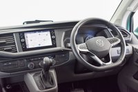 USED 2022 72 VOLKSWAGEN TRANSPORTER T6.1 T32 2.0 TDI 150PS DSG HIGHLINE KOMBI SWB WESTBOURNE EDITION Huge Spec, Rare Colour