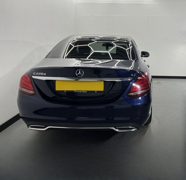 2017 Mercedes-Benz C-CLASS - Photo 7