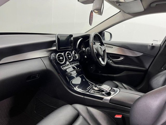 2017 Mercedes-Benz C-CLASS - Photo 12