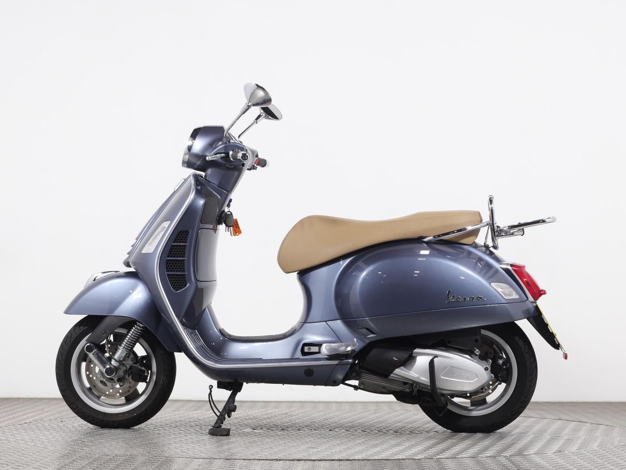 Vespa Pk50 Vespa 50 Special Grigio Topo V5a2t Colore Rosso Corallo
