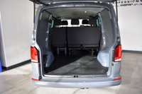 USED 2021 21 VOLKSWAGEN TRANSPORTER T6.1 T32 2.0 TDI 150PS DSG HIGHLINE KOMBI SWB Factory Highline 150 Kombi DSG