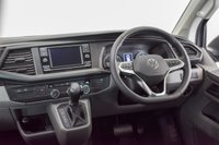 USED 2021 21 VOLKSWAGEN TRANSPORTER T6.1 T32 2.0 TDI 150PS DSG HIGHLINE KOMBI SWB Factory Highline 150 Kombi DSG