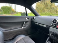 USED 2004 54 AUDI TT 1.8 T 3d 177 BHP 