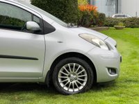 USED 2009 09 TOYOTA YARIS 1.3 SR VVT-I 3d 99 BHP 