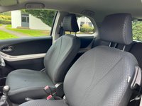 USED 2009 09 TOYOTA YARIS 1.3 SR VVT-I 3d 99 BHP 
