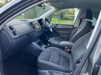 USED 2013 13 VOLKSWAGEN TIGUAN 2.0 SE TDI BLUEMOTION TECHNOLOGY 5d 138 BHP 