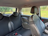USED 2006 06 MINI HATCH COOPER 1.6 COOPER 3d 114 BHP 