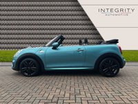 USED 2018 18 MINI CONVERTIBLE 2.0 COOPER S 2d 190 BHP BLUETOOTH HANDSFREE - JCW SPORTS PACK - JCW SPORTS STEERING WHEEL - 17" GLOSS BLACK TRACK SPOKE ALLOYS - CRUISE CONTROL - USB INTERFACE - BLUETOOTH AUDIO