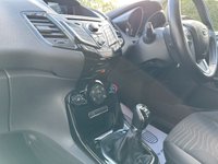 USED 2013 62 FORD FIESTA 1.0 ZETEC 5d 99 BHP 