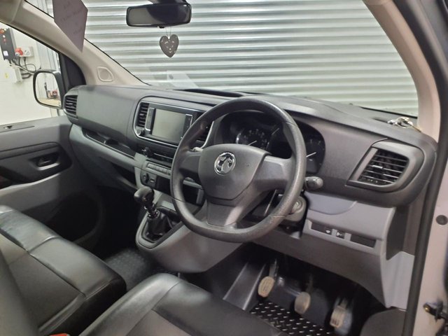 View our VAUXHALL VIVARO