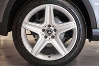 USED 2017 17 MERCEDES-BENZ GLA-CLASS 2.1 GLA 200 D 4MATIC AMG LINE PREMIUM PLUS 5d 134 BHP +FREE NATIONWIDE DELIVERY+
