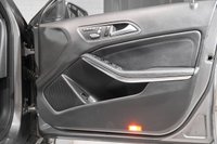 USED 2017 17 MERCEDES-BENZ GLA-CLASS 2.1 GLA 200 D 4MATIC AMG LINE PREMIUM PLUS 5d 134 BHP +FREE NATIONWIDE DELIVERY+