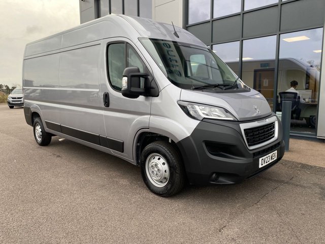 2023 23 Peugeot Boxer 2.2 BLUEHDI 335 L3 H2 PROFESSIONAL PREMIUM PLUS 140PS *DELIVERY MILEAGE* NAV-AIRCON