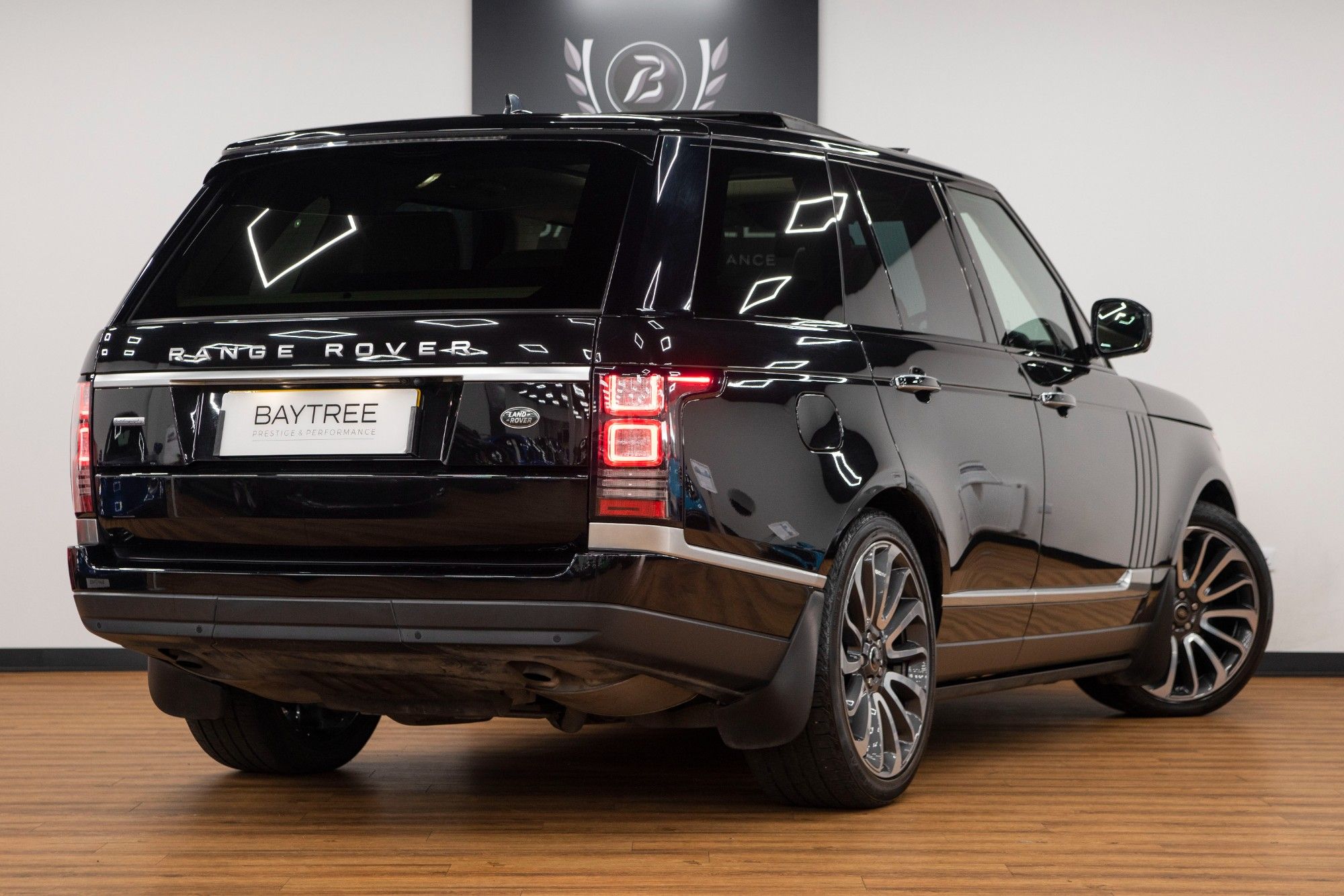 USED 2016 16 LAND ROVER RANGE ROVER 4.4 SDV8 AUTOBIOGRAPHY 