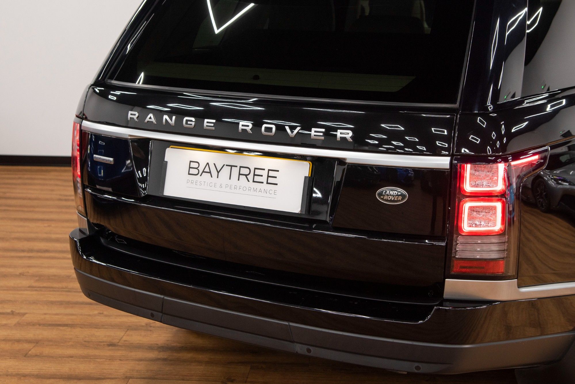 USED 2016 16 LAND ROVER RANGE ROVER 4.4 SDV8 AUTOBIOGRAPHY 