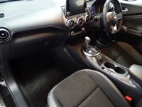 USED 2022 72 NISSAN JUKE 1.0 DIG-T N-CONNECTA DCT 5d 113 BHP SAT NAV HALF LEATHER CRUISE CAMERA APPLE CARPLAY