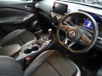 USED 2022 72 NISSAN JUKE 1.0 DIG-T N-CONNECTA DCT 5d 113 BHP SAT NAV HALF LEATHER CRUISE CAMERA APPLE CARPLAY