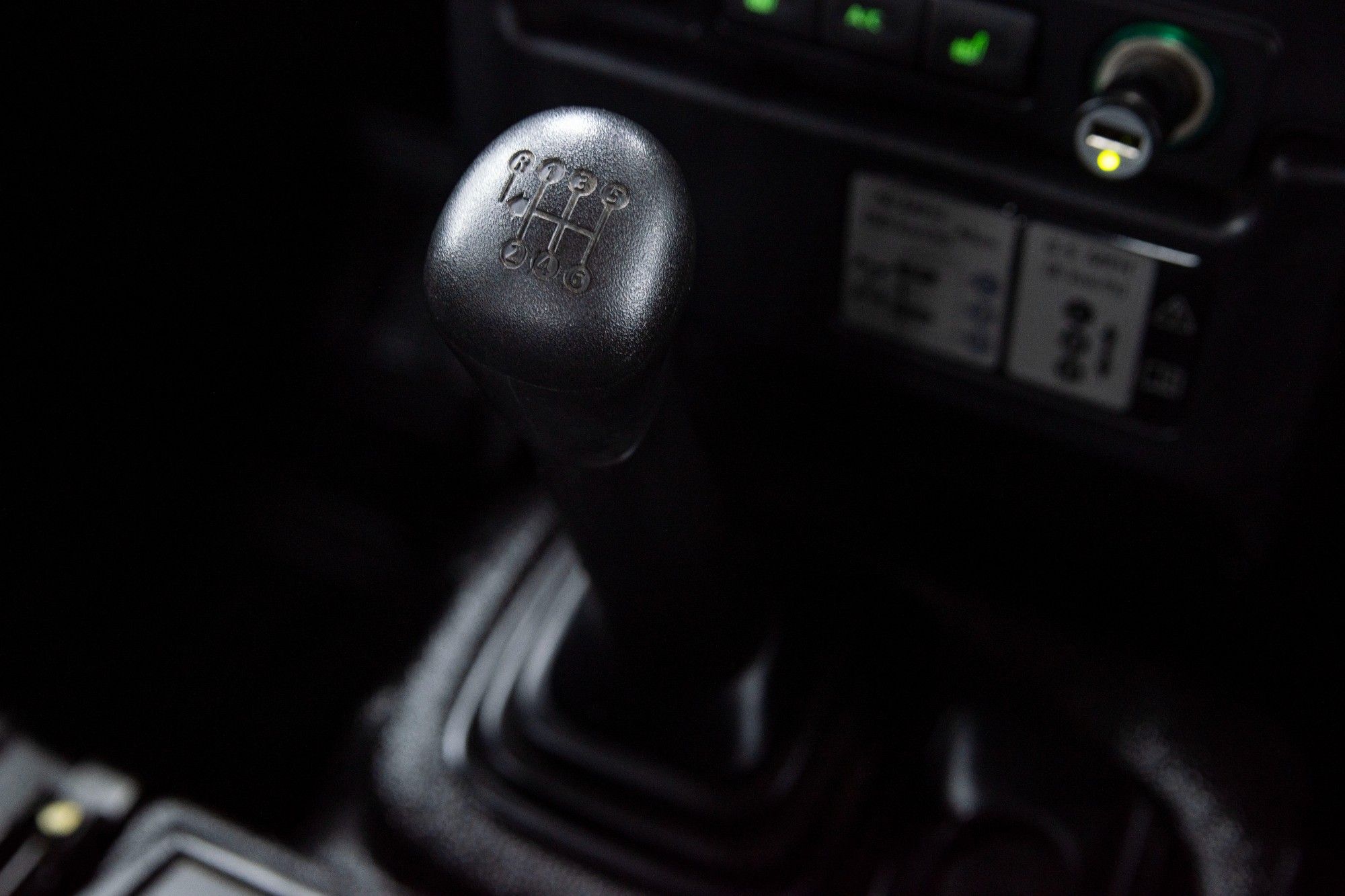 USED 2014 13 LAND ROVER DEFENDER 90 COUNTY STATION WAGON 