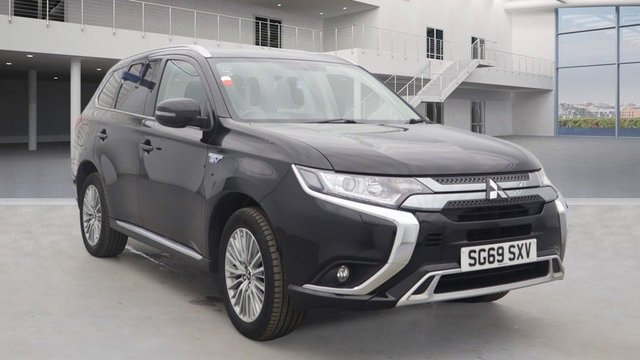 2019 69 Mitsubishi Outlander 2.4 PHEV DESIGN 5d 222 BHP