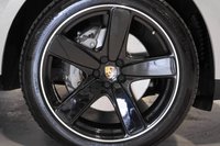 USED 2020 20 PORSCHE MACAN 3.0 S PDK 5d 349 BHP + FREE UK DELIVERY +