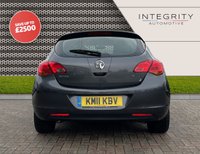 USED 2011 11 VAUXHALL ASTRA 1.6 EXCLUSIV 5d 113 BHP AIR CONDITIONING - 17" ALLOY WHEELS - CRUSIE CONTROL - MULTIFUNCTION STEERING WHEEL