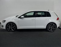 USED 2013 63 VOLKSWAGEN GOLF 2.0 GT TDI BLUEMOTION TECHNOLOGY 5d 148 BHP 