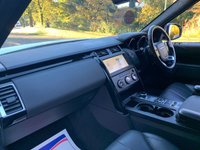 USED 2019 68 LAND ROVER DISCOVERY 2.0 SI4 SE 5d 297 BHP BIG SPEC - 1 OWNER FROM BRAND NEW - AUTOMATIC PADDLE-SHIFT GEARBOX - 4WD - FACTORY 7 SEATER - FULL BLACK LEATHER - TWINGLASS ROOF - FULL J/L/J SERVICE HISTORY - FREE 12 MONTHS WARRANTY / BREAKDOWN RECOVERY INCLUDED