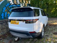 USED 2019 68 LAND ROVER DISCOVERY 2.0 SI4 SE 5d 297 BHP BIG SPEC - 1 OWNER FROM BRAND NEW - AUTOMATIC PADDLE-SHIFT GEARBOX - 4WD - FACTORY 7 SEATER - FULL BLACK LEATHER - TWINGLASS ROOF - FULL J/L/J SERVICE HISTORY - FREE 12 MONTHS WARRANTY / BREAKDOWN RECOVERY INCLUDED
