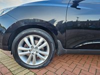 USED 2012 61 HYUNDAI IX35 2.0L PREMIUM CRDI 4WD 5d AUTO 181 BHP HYUNDAI IX35 2.0L PREMIUM CRDI 4WD 5d AUTO 181 BHP