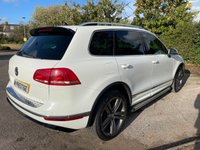 USED 2017 17 VOLKSWAGEN TOUAREG 3.0 V6 R-LINE PLUS TDI BLUEMOTION TECHNOLOGY 5d 259 BHP 