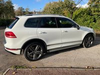 USED 2017 17 VOLKSWAGEN TOUAREG 3.0 V6 R-LINE PLUS TDI BLUEMOTION TECHNOLOGY 5d 259 BHP 
