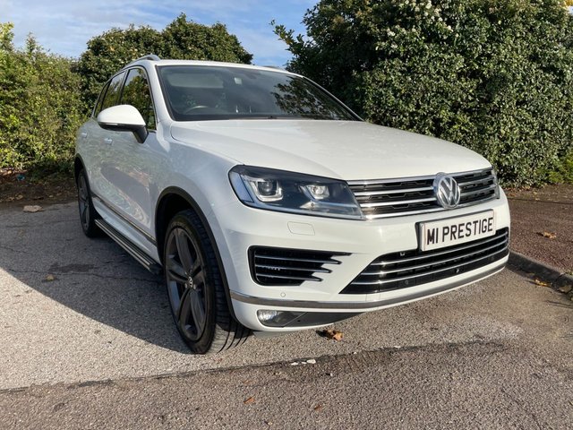 2017 17 Volkswagen Touareg 3.0 V6 R-LINE PLUS TDI BLUEMOTION TECHNOLOGY 5d 259 BHP