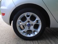 USED 2012 62 FORD FIESTA 1.4 ZETEC 16V 5d 96 BHP www.suffolkcarcentre.co.uk - Located at Ilketshall