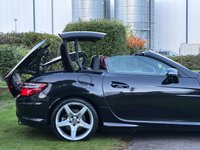 USED 2011 61 MERCEDES-BENZ SLK 1.8 SLK200 BLUEEFFICIENCY AMG SPORT ED125 2d 184 BHP 