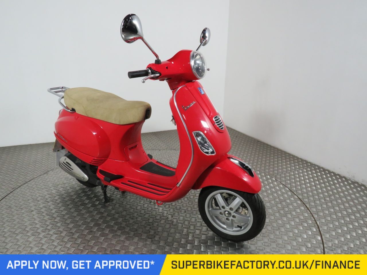 Vespa 150 Vespa Et2 Wikipedia Vespa 1000 Euro Vespa 150 Wikipedia