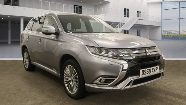 2020 69 Mitsubishi Outlander 2.4 PHEV EXCEED 5d 222 BHP