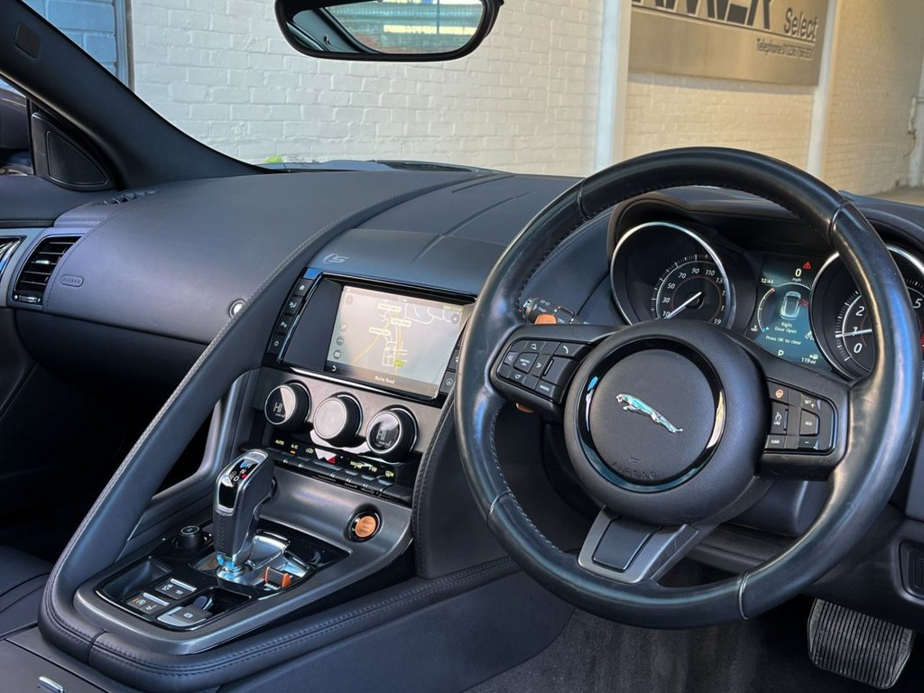 USED 2015 15 JAGUAR F-TYPE 3.0 V6 S 2d 380 BHP 
