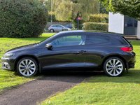 USED 2010 10 VOLKSWAGEN SCIROCCO 2.0 GT TDI DSG 2d 170 BHP 
