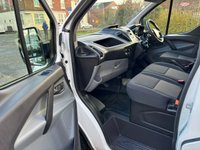 USED 2015 65 FORD TRANSIT CUSTOM 2.2 290 ECONETIC LR P/V 99 BHP Fully Documented Service History