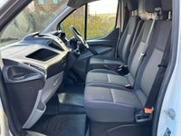 USED 2015 65 FORD TRANSIT CUSTOM 2.2 290 ECONETIC LR P/V 99 BHP Fully Documented Service History